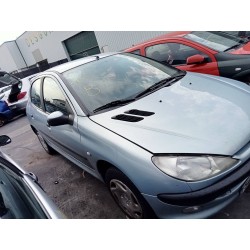 peugeot 206 berlina del año 2000