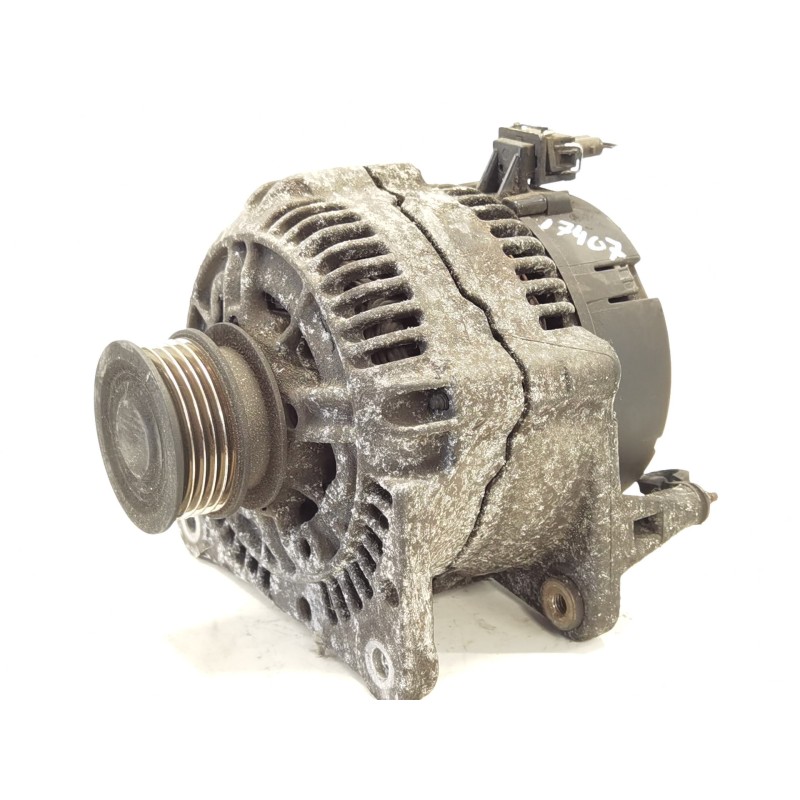 Recambio de alternador para volkswagen polo berlina (6n1) básico referencia OEM IAM 028903026A  