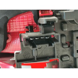 Recambio de piloto trasero central izquierdo para seat ibiza st (6j8) 1.2 12v referencia OEM IAM   