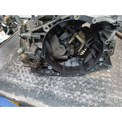 Recambio de caja cambios para citroen xantia berlina 2.0 hdi 90/110 plaisir referencia OEM IAM 20LE84  