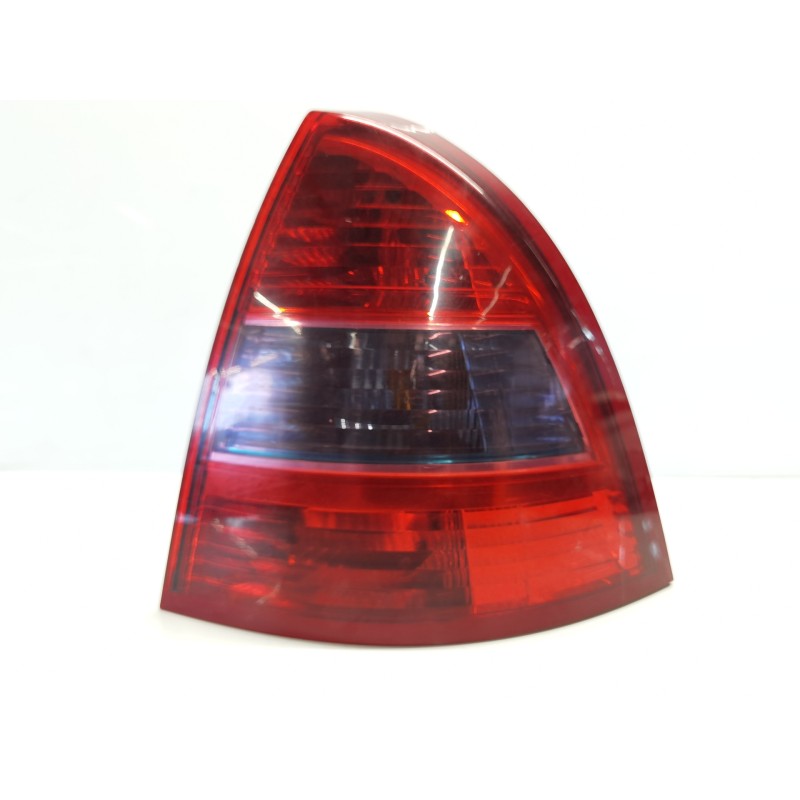 Recambio de piloto trasero derecho para citroen c5 berlina collection referencia OEM IAM Recambio de piloto trasero derecho para citroen c5 berlina collection referencia OEM IAM