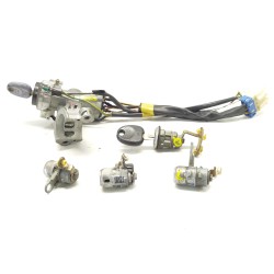 Recambio de antirrobo para hyundai h 1 h 1 combi con puerta de dos referencia OEM IAM   