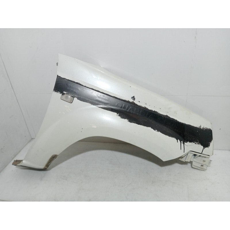 Recambio de aleta delantera derecha para nissan x-trail (t30) comfort referencia OEM IAM Recambio de aleta delantera derecha para nissan x-trail (t30) comfort referencia OEM IAM