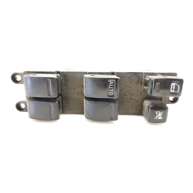 Recambio de mando elevalunas delantero izquierdo para nissan x-trail (t30) comfort referencia OEM IAM Recambio de mando elevalunas delantero izquierdo para nissan x-trail (t30) comfort referencia OEM IAM