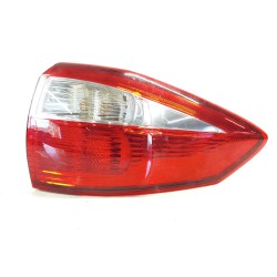 Recambio de piloto trasero derecho para ford c-max trend referencia OEM IAM AM5113404BE  