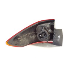 Recambio de piloto trasero derecho para ford c-max trend referencia OEM IAM AM5113404BE  