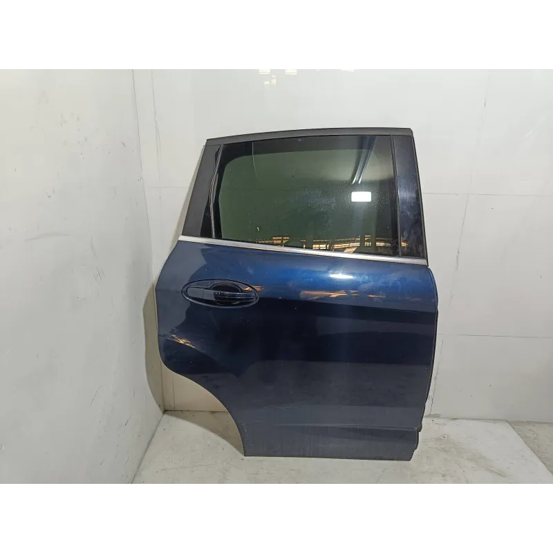 Recambio de puerta trasera derecha para ford c-max trend referencia OEM IAM   