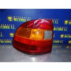Recambio de piloto trasero izquierdo para opel astra f berlina gl referencia OEM IAM   