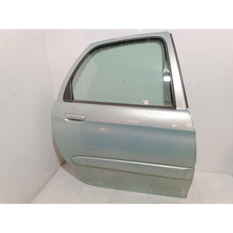 Recambio de puerta trasera derecha para citroen xsara picasso 2.0 hdi exclusive referencia OEM IAM Recambio de puerta trasera derecha para citroen xsara picasso 2.0 hdi exclusive referencia OEM IAM