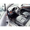 toyota avensis wagon (t25) del año 2005