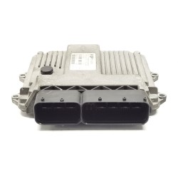 Recambio de centralita motor uce para fiat punto berlina (188) 1.3 16v multijet feel referencia OEM IAM 55192093  