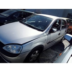 opel corsa c del año 2001