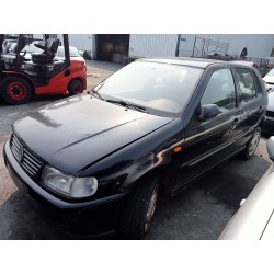 volkswagen polo berlina (6n1) del año 1999