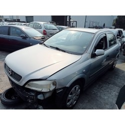 opel astra g berlina del año 2001