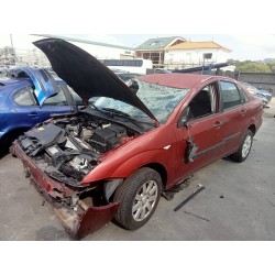 ford focus berlina (cak) del año 2000