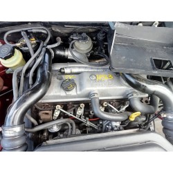 ford focus berlina (cak) del año 2000