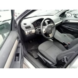 opel astra h berlina del año 2007