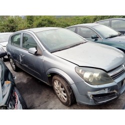 opel astra h berlina del año 2006