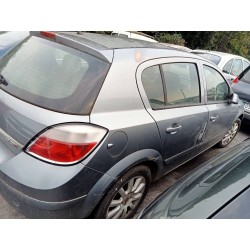 opel astra h berlina del año 2006