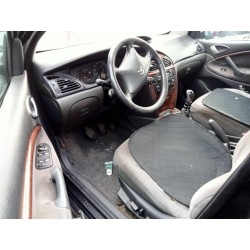 citroen c5 berlina del año 2004