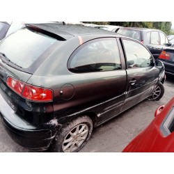 seat ibiza (6l1) del año 2003