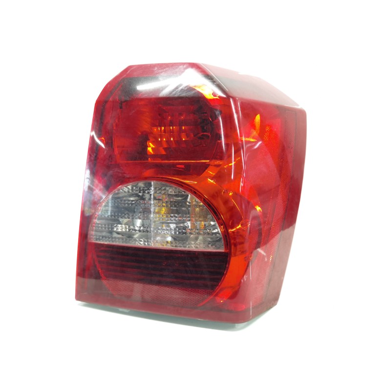 Recambio de piloto trasero derecho para dodge caliber s referencia OEM IAM 05303752 Recambio de piloto trasero derecho para dodge caliber s referencia OEM IAM 05303752