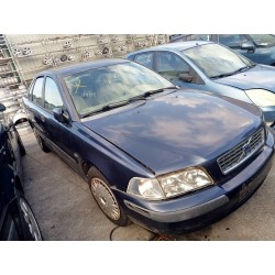 volvo s40 berlina del año 2002