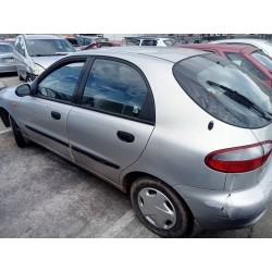 daewoo lanos del año 1999
