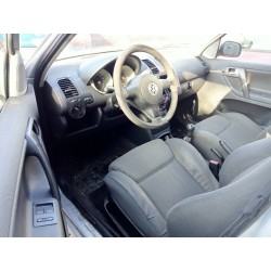 volkswagen polo berlina (6n2) del año 2000