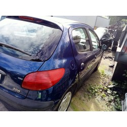 peugeot 206 berlina del año 2000