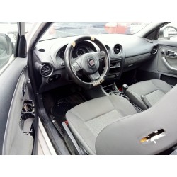 seat ibiza (6l1) del año 2006