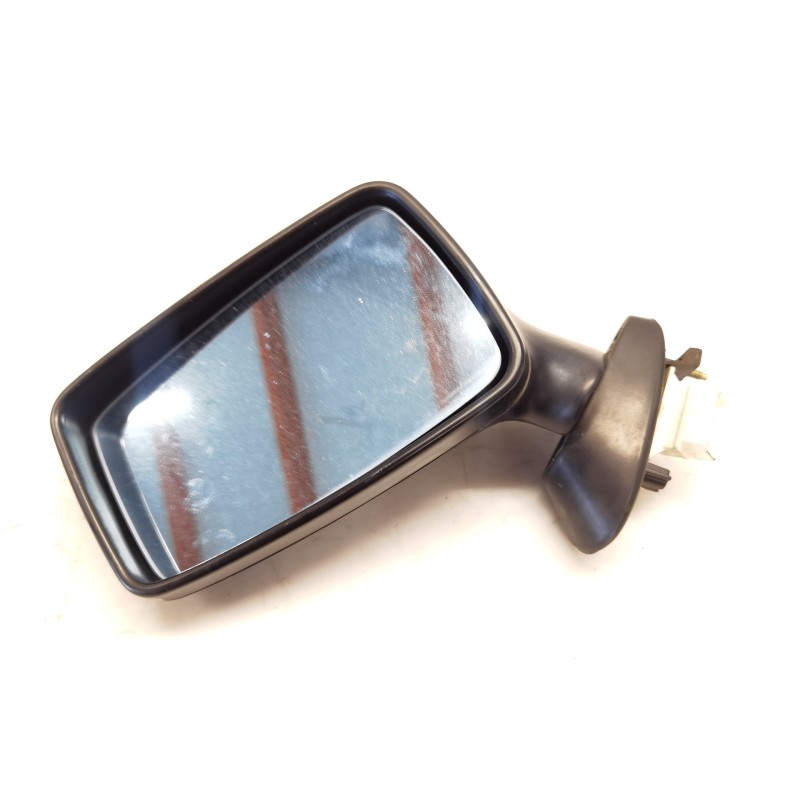 Recambio de retrovisor izquierdo para audi 80/90 (811/813/853) 90 básico referencia OEM IAM Recambio de retrovisor izquierdo para audi 80/90 (811/813/853) 90 básico referencia OEM IAM
