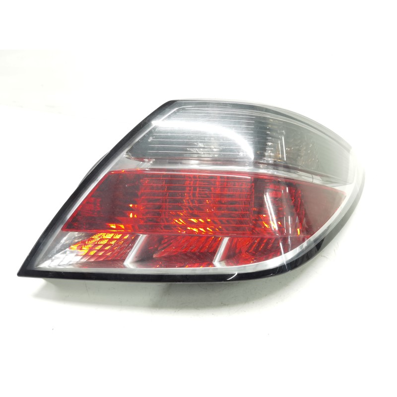 Recambio de piloto trasero derecho para opel astra gtc cosmo referencia OEM IAM 16139200  