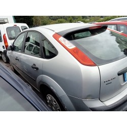 ford focus berlina (cap) del año 2006
