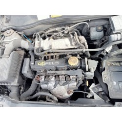 opel astra g berlina del año 2001