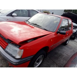 peugeot 205 berlina del año 1996