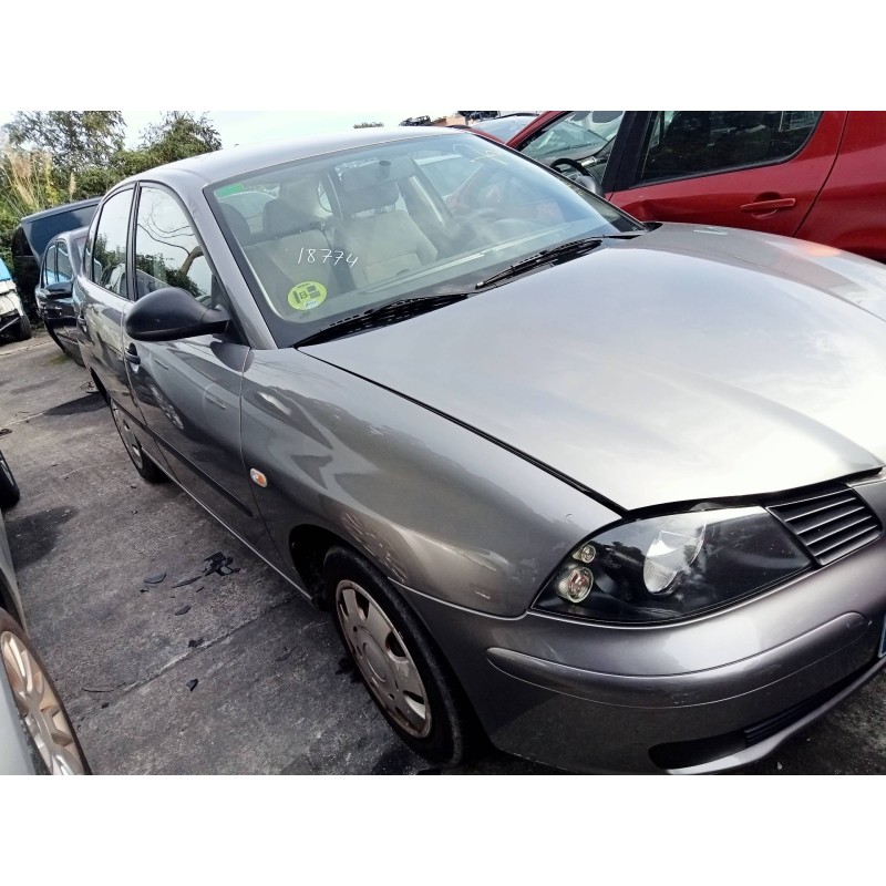 seat ibiza (6l1) del año 2004