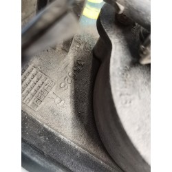 Recambio de piloto trasero derecho para santana santana 300 sa referencia OEM IAM 35526  