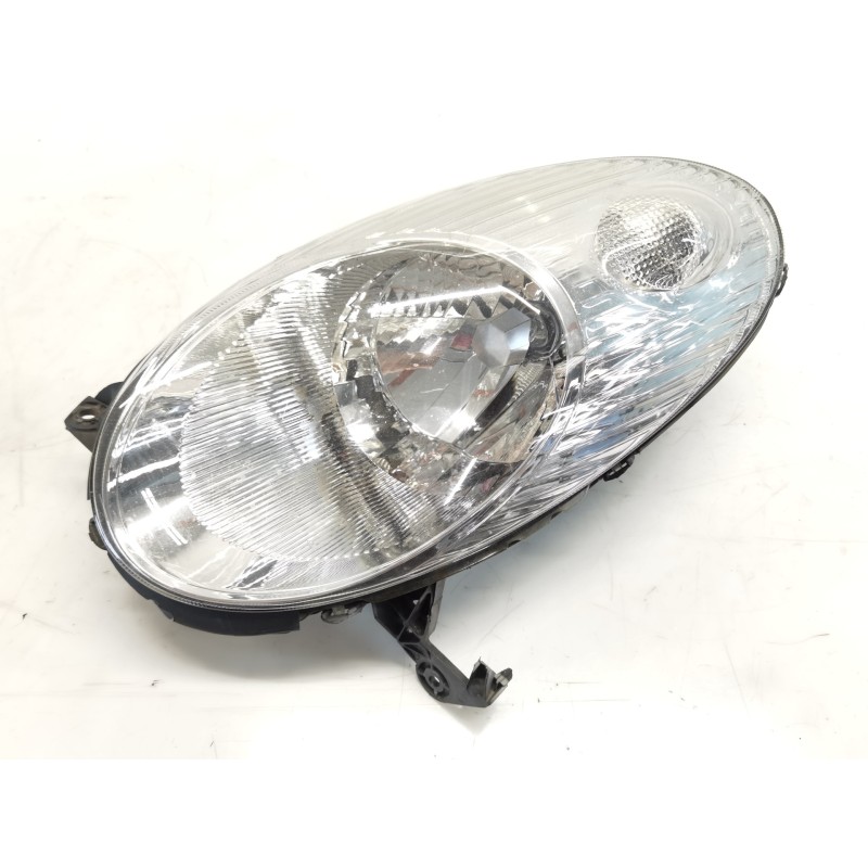 Recambio de faro izquierdo para nissan micra (k12e) acenta referencia OEM IAM 26060BC500 Recambio de faro izquierdo para nissan micra (k12e) acenta referencia OEM IAM 26060BC500