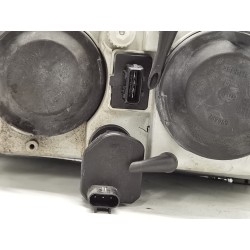 Recambio de faro derecho para volvo s40 berlina 1.6 referencia OEM IAM 30699683  