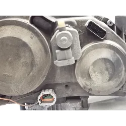 Recambio de faro izquierdo para nissan primera berlina (p12) acenta referencia OEM IAM 26060AU810  