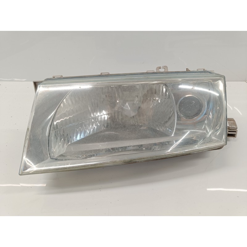 Recambio de faro izquierdo para skoda octavia combi (1u5) ambiente referencia OEM IAM   