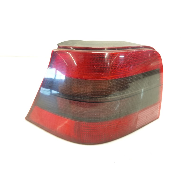 Recambio de piloto trasero izquierdo para volkswagen golf iv berlina (1j1) básico referencia OEM IAM Recambio de piloto trasero izquierdo para volkswagen golf iv berlina (1j1) básico referencia OEM IAM