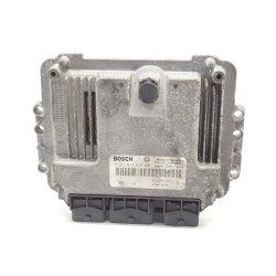 Recambio de centralita motor uce para renault megane ii classic berlina confort authentique referencia OEM IAM 8200310863  