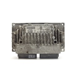 Recambio de centralita motor uce para renault scenic ii grand confort authentique referencia OEM IAM 8200677546 8200636922 5WP22