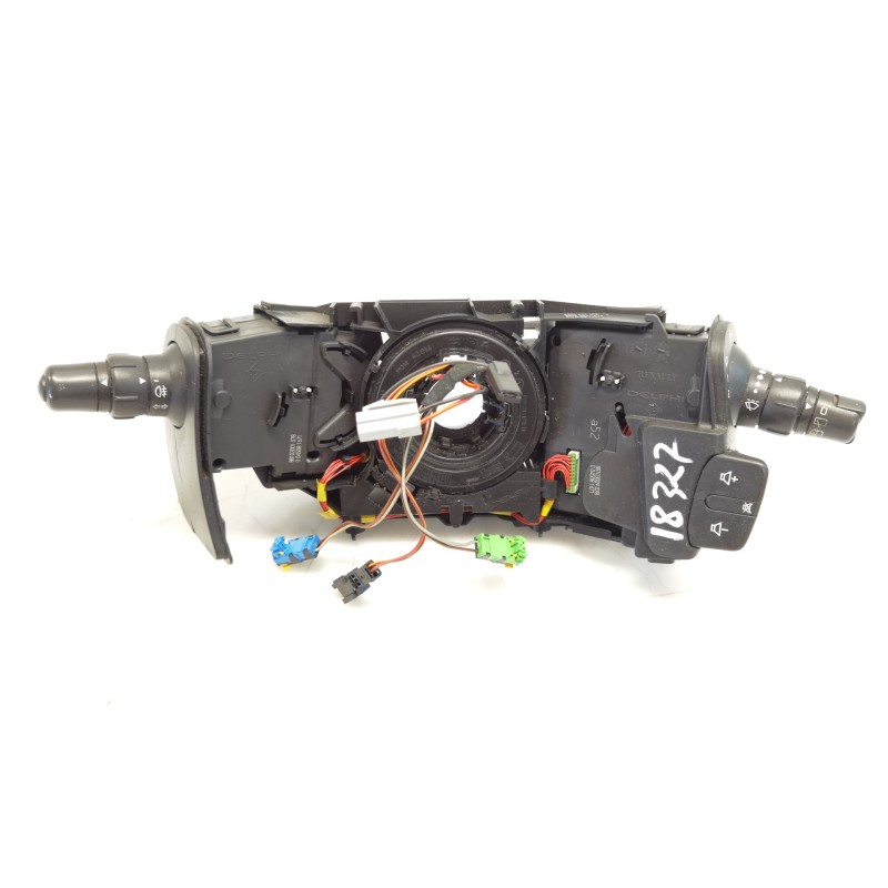Recambio de com 2000 para renault clio iii 20 aniversario referencia OEM IAM 8200627603 8200267567E Recambio de com 2000 para renault clio iii 20 aniversario referencia OEM IAM 8200627603 8200267567E