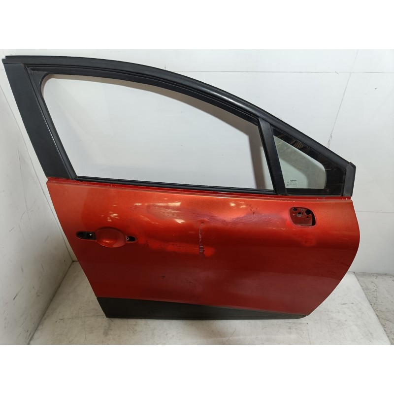 Recambio de puerta delantera derecha para renault clio iv zen referencia OEM IAM Recambio de puerta delantera derecha para renault clio iv zen referencia OEM IAM