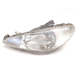 Recambio de faro izquierdo para peugeot 206 berlina xr referencia OEM IAM 6204S7  