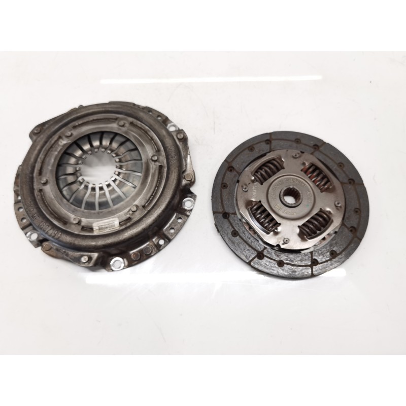 Recambio de kit de embrague para ford fiesta berlina (dx) ambiente referencia OEM IAM Recambio de kit de embrague para ford fiesta berlina (dx) ambiente referencia OEM IAM