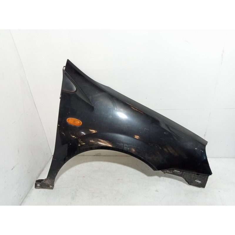 Recambio de aleta delantera derecha para nissan almera tino (v10m) acenta referencia OEM IAM Recambio de aleta delantera derecha para nissan almera tino (v10m) acenta referencia OEM IAM